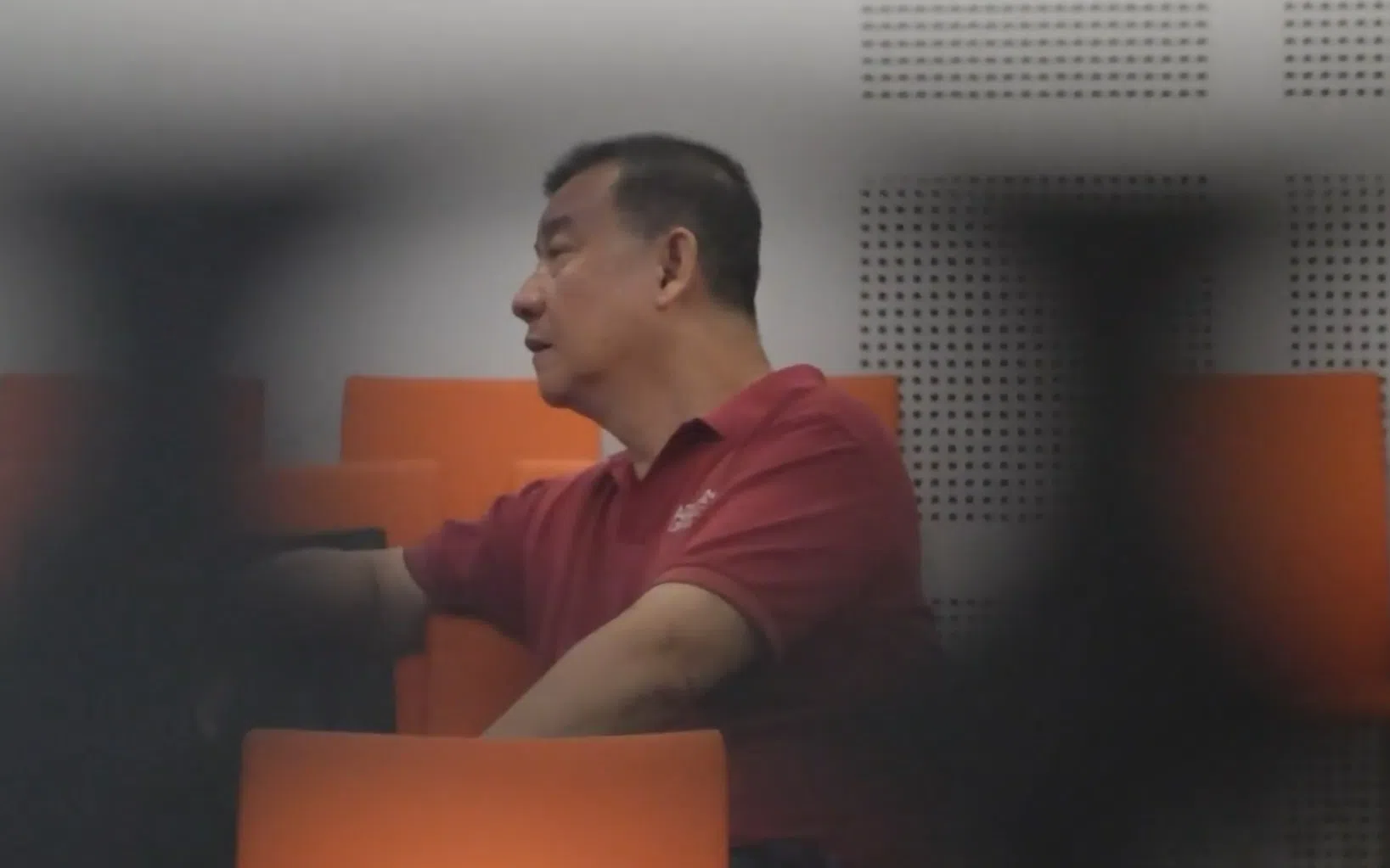 王其俊坦言，此前自己一直不愿受访谈及过去的故事，但如今自己身体每况愈下，年初还生病入院，因此决定公开自己的经历，劝诫年轻人迷途知返。（视频截图）