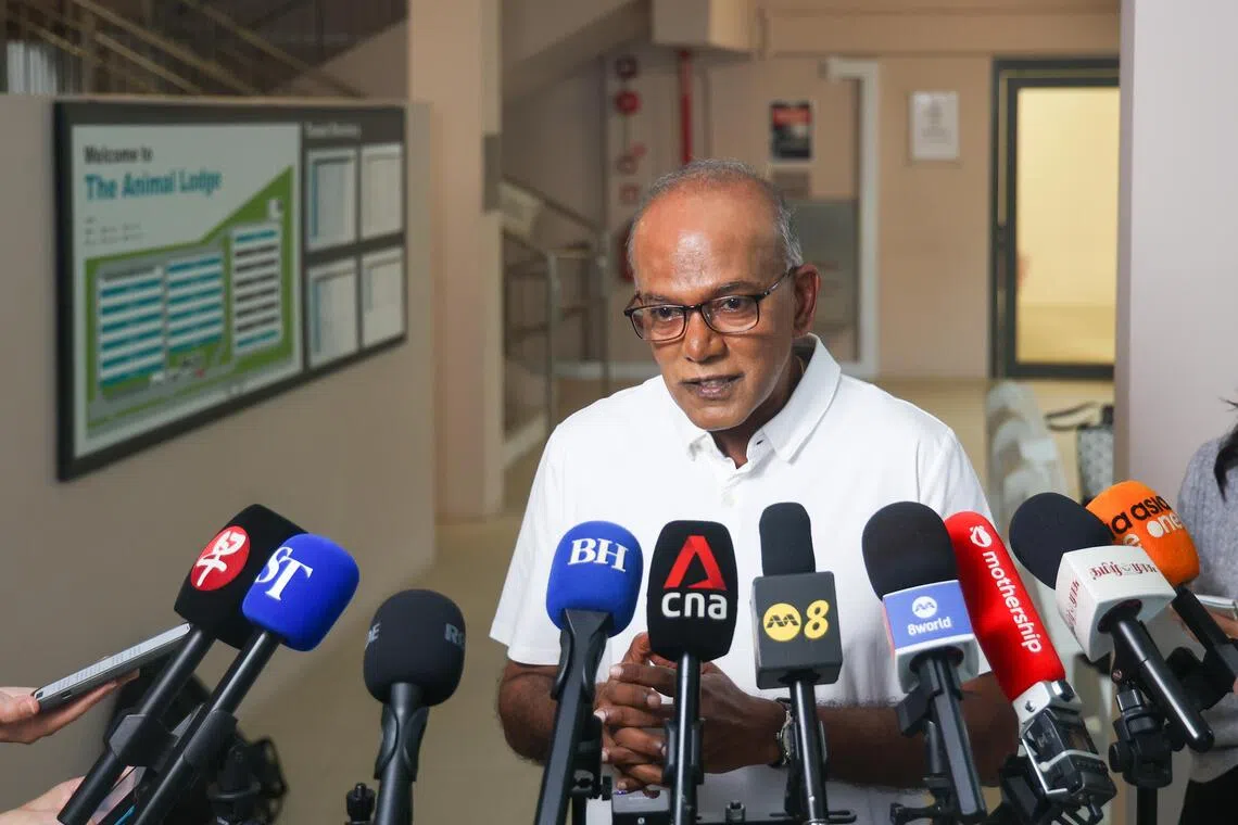 国家安全统筹部长兼内政部长尚穆根（图）星期三下午来到动物之家，他答复媒体询问时指出，他和莫罕相识多年，对方是一个真诚、勤奋且毕生致力于动物福利事业的人，或许他们在财务管理层面存在疏漏，筹款不足，以及缺乏规划能力，但他们让动物安度余生的初衷是好的。（吴先邦摄）