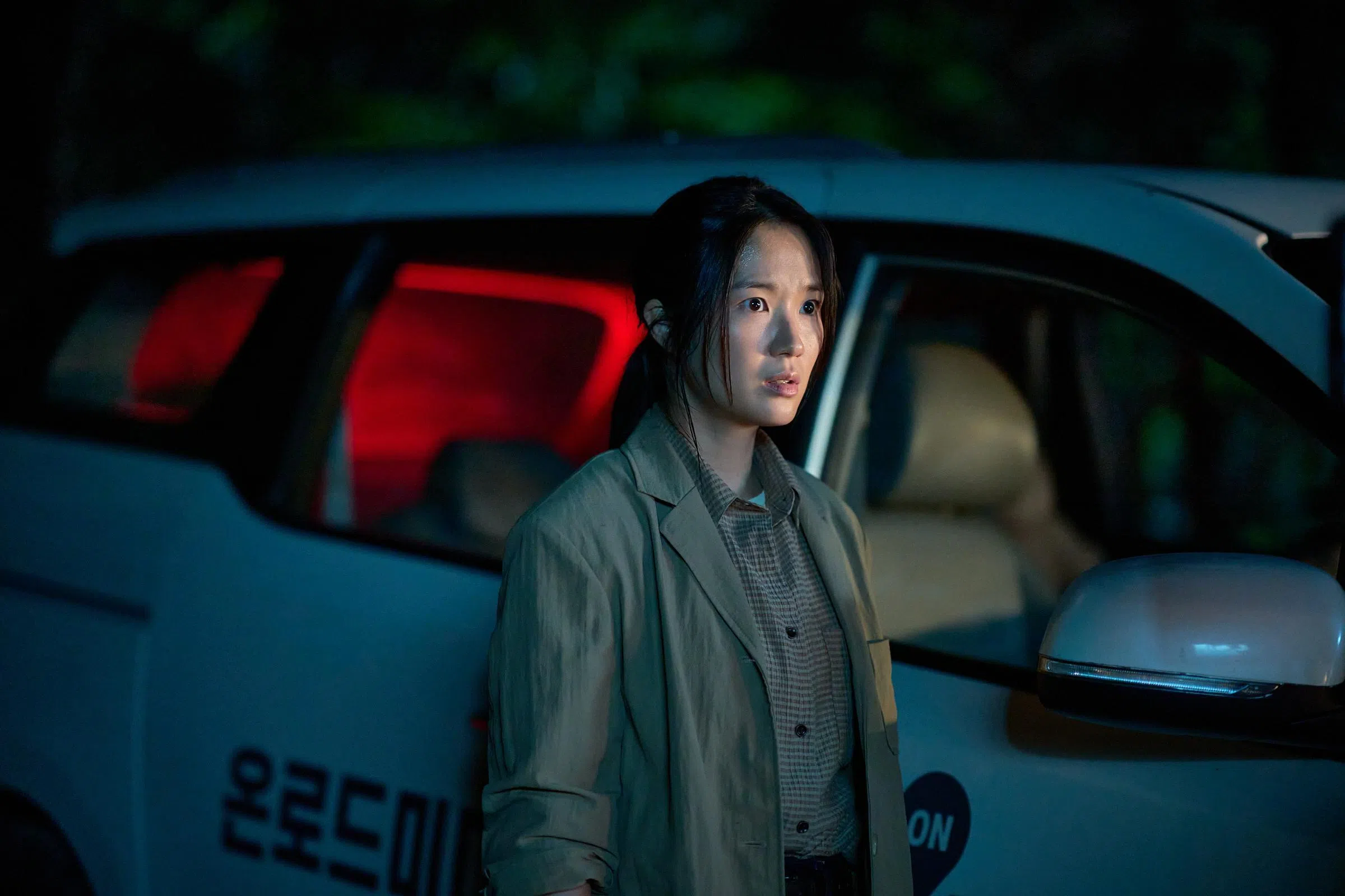 金惠奫主演的恐怖片《杀木池：鬼水禁地》在韩国开出票房佳绩。（嘉华院线提供）