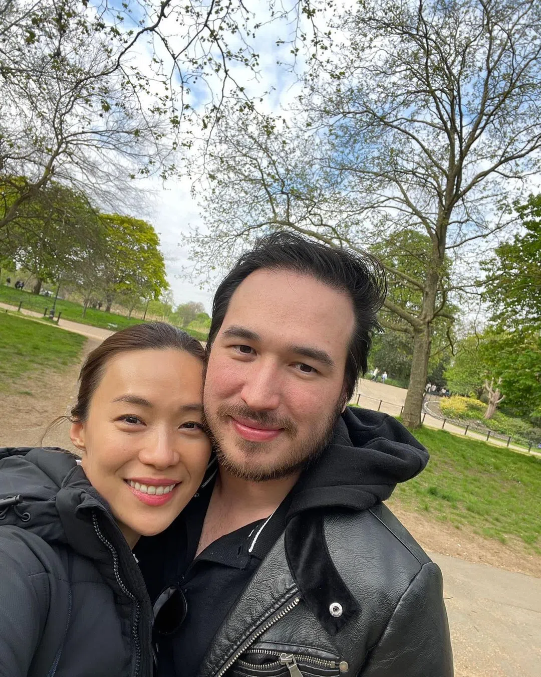 林慧玲和老公Matthew在伦敦留影。（取自IG ）