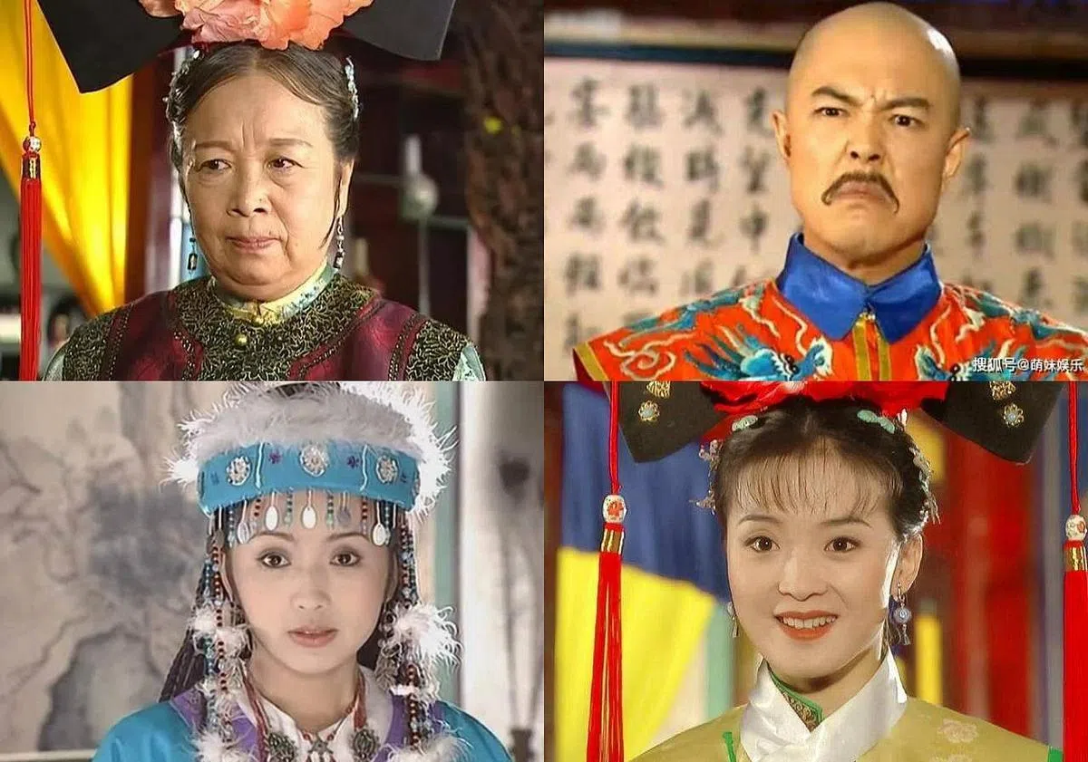 左起顺时针：李明启饰“容嬷嬷”、张铁林饰皇上、王艳饰“晴儿”、刘丹饰“含香”。（互联网）