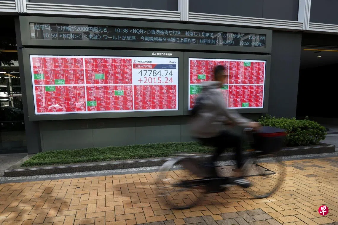 高市早苗当选自民党总裁日本主要股指收盘创下新高| 联合早报