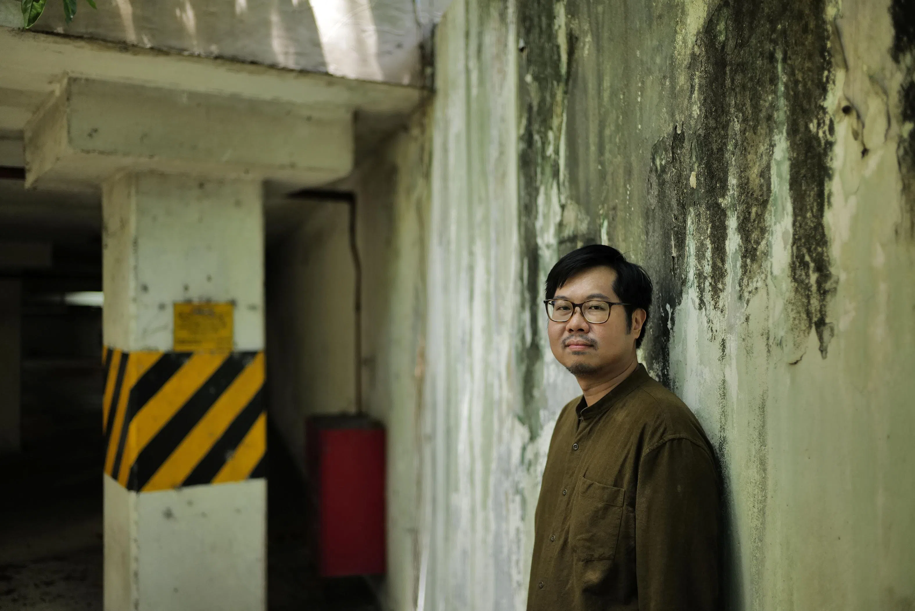 电影《明天比昨天长久》（Tomorrow Is A Long Time ）是新加坡新锐导演姚志卫的第一部长片，由新、台、法和葡萄牙合资合制，曾入选第73届柏林影展新世代青年单元（Generation 14plus）的水晶熊奖和最佳首部电影奖（GWFF Best First Feature Award）。（Akanga Film Asia图片）
