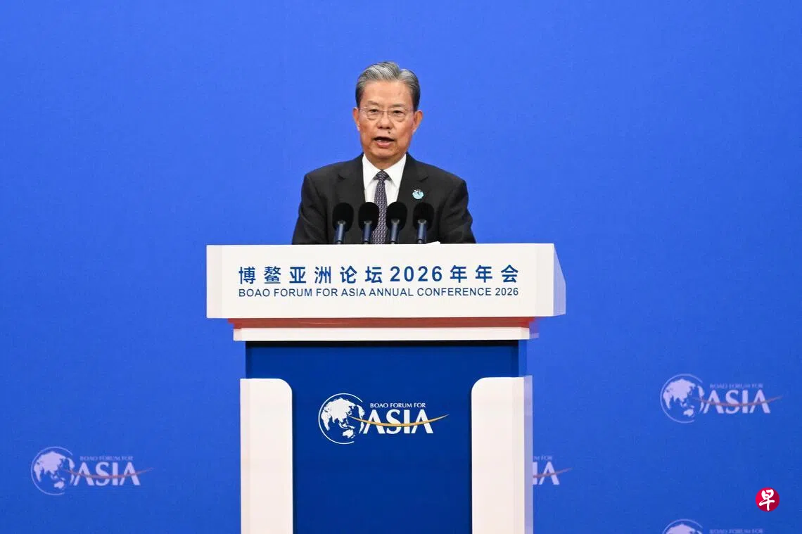 中共政治局常委、中國全國人大常委會委員長趙樂際星期四(3月26日)在海南舉行的博鰲亞洲論壇2026年年會全體大會上發表主旨演講。 (海峽時報) 中共政治局常委、中國全國人大常委會委員長趙樂際星期四(3月26日)在海南舉行的博鰲亞洲論壇2026年年會全體大會上發表主旨演講。 (海峽時報)