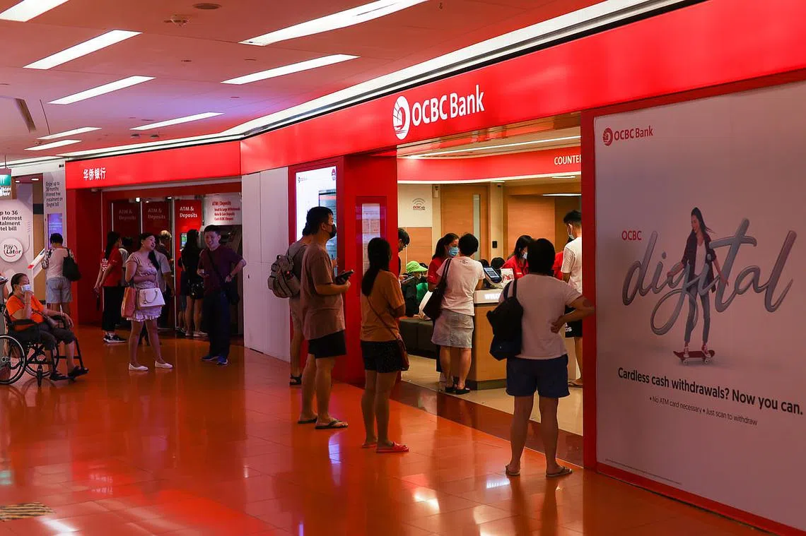 2023年1月5日起公众可上网预约换新钞| 联合早报