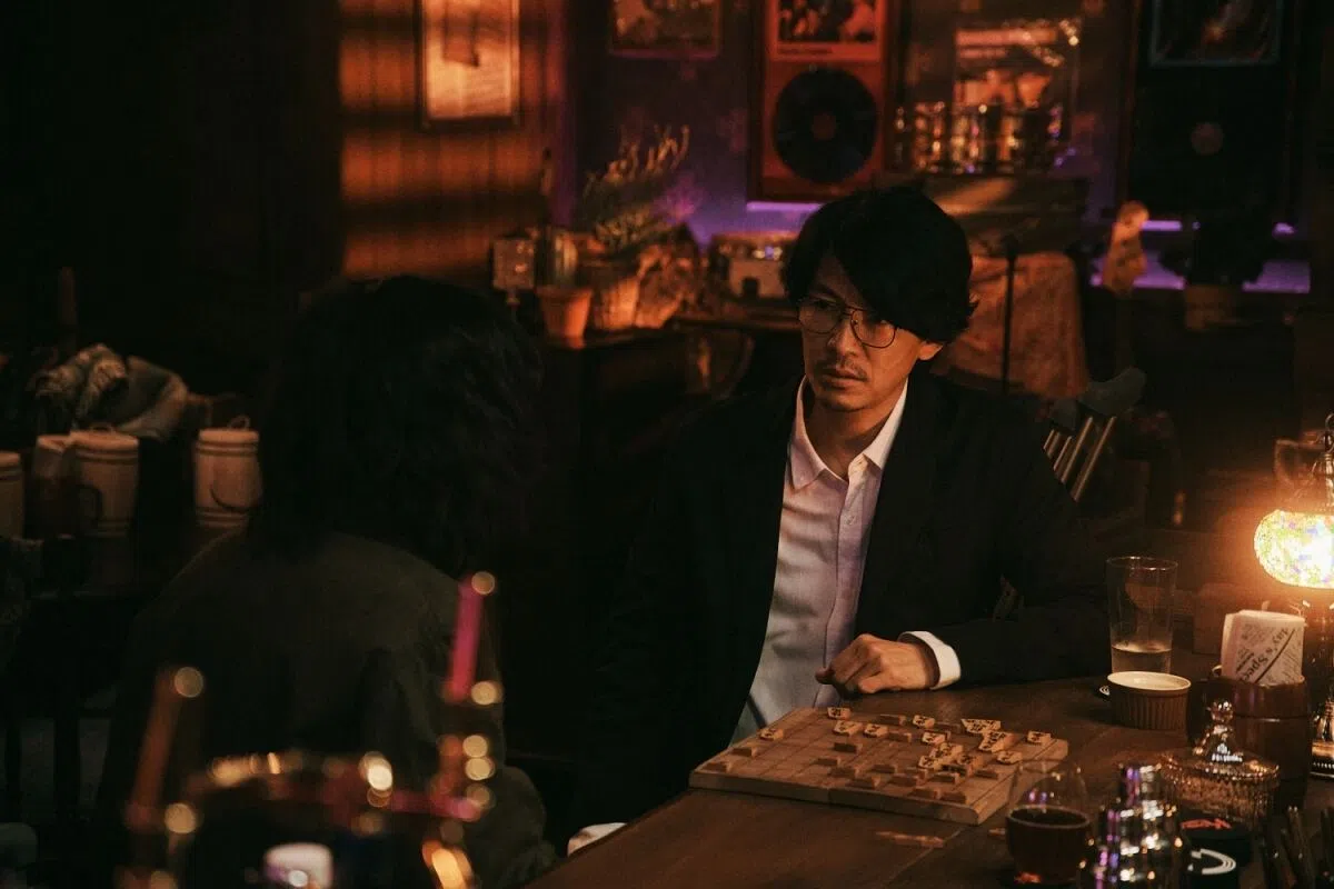 藤木直人演绎潦倒却狂傲毒舌的棋士，比前作《玻璃之心》更有魅力。（互联网）