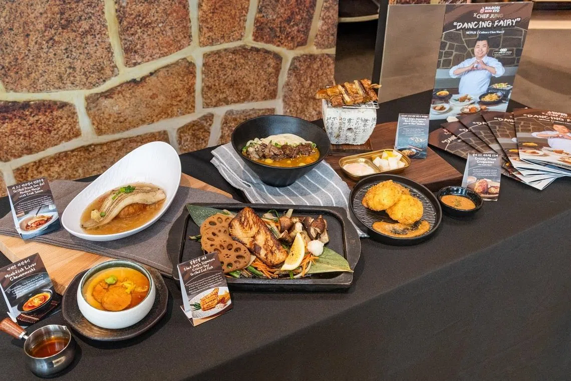 新加坡的韩国料理餐馆Bulgogi Syo，邀请韩国人气厨师郑镐泳合作菜品，限时售卖。（餐馆提供）