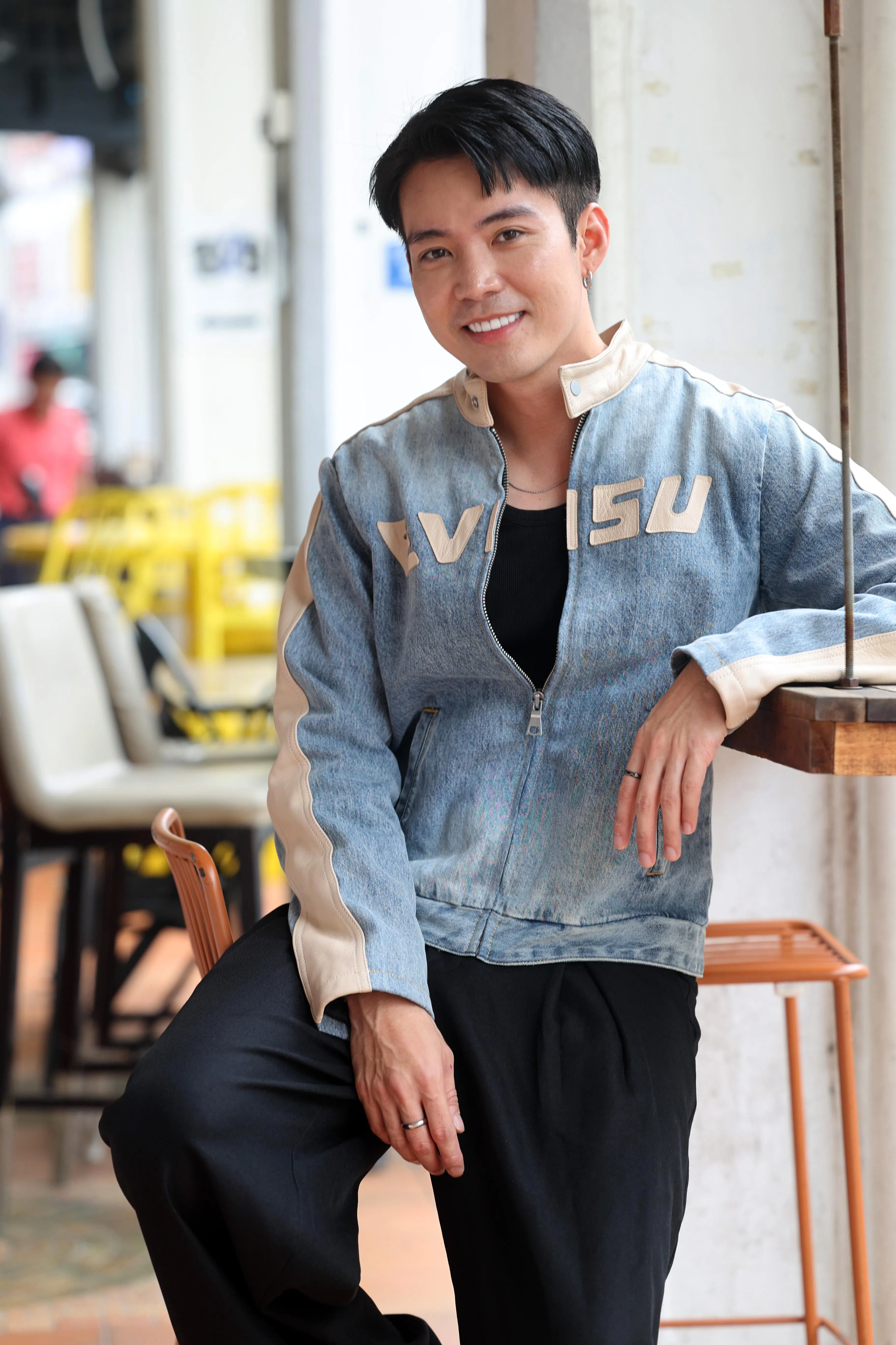 黄振隆身兼演员和歌手身份。（档案照）