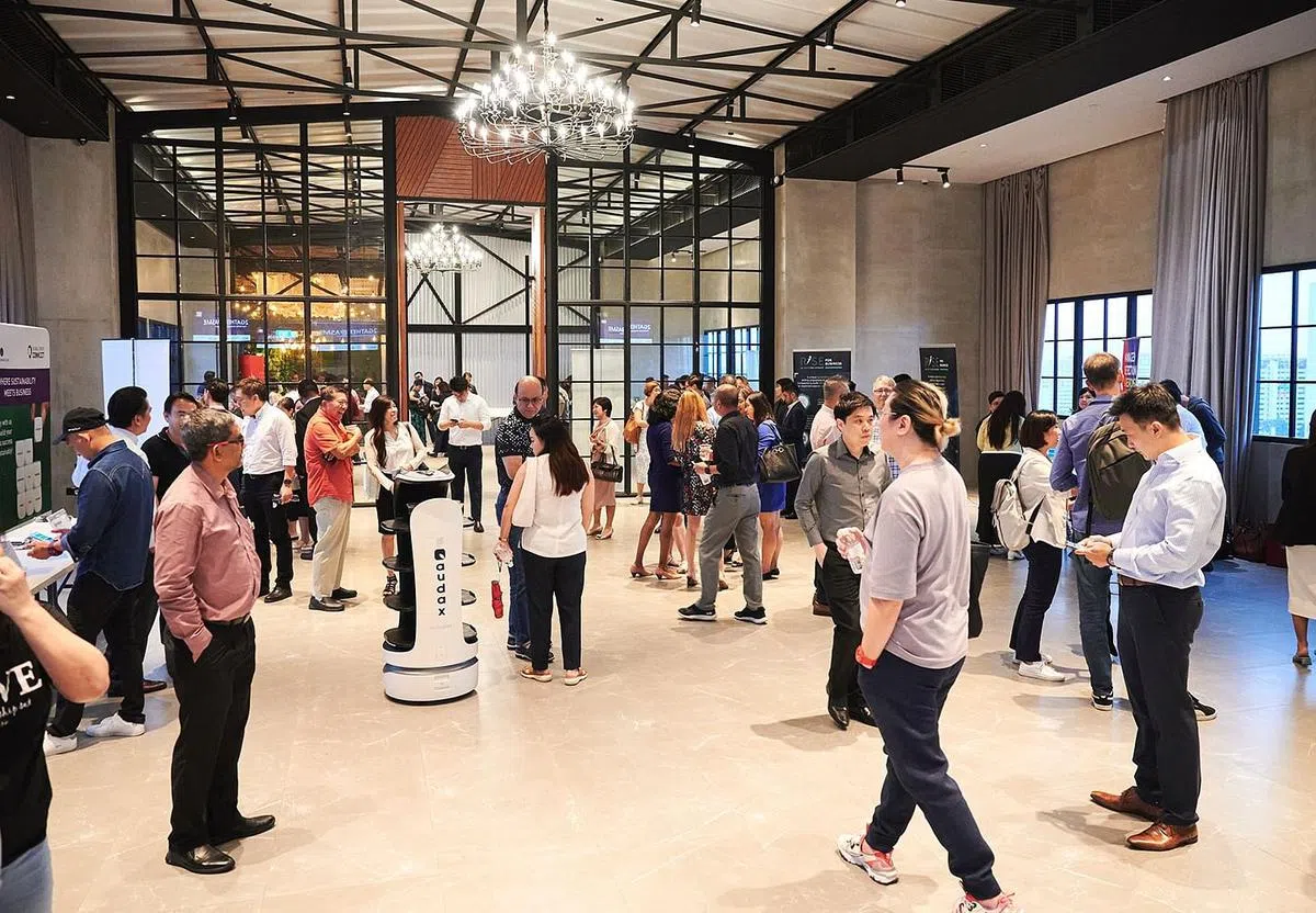 每一场商业交流会有逾百名企业家和各业领导出席。（图/新加坡金字品牌奖提供）