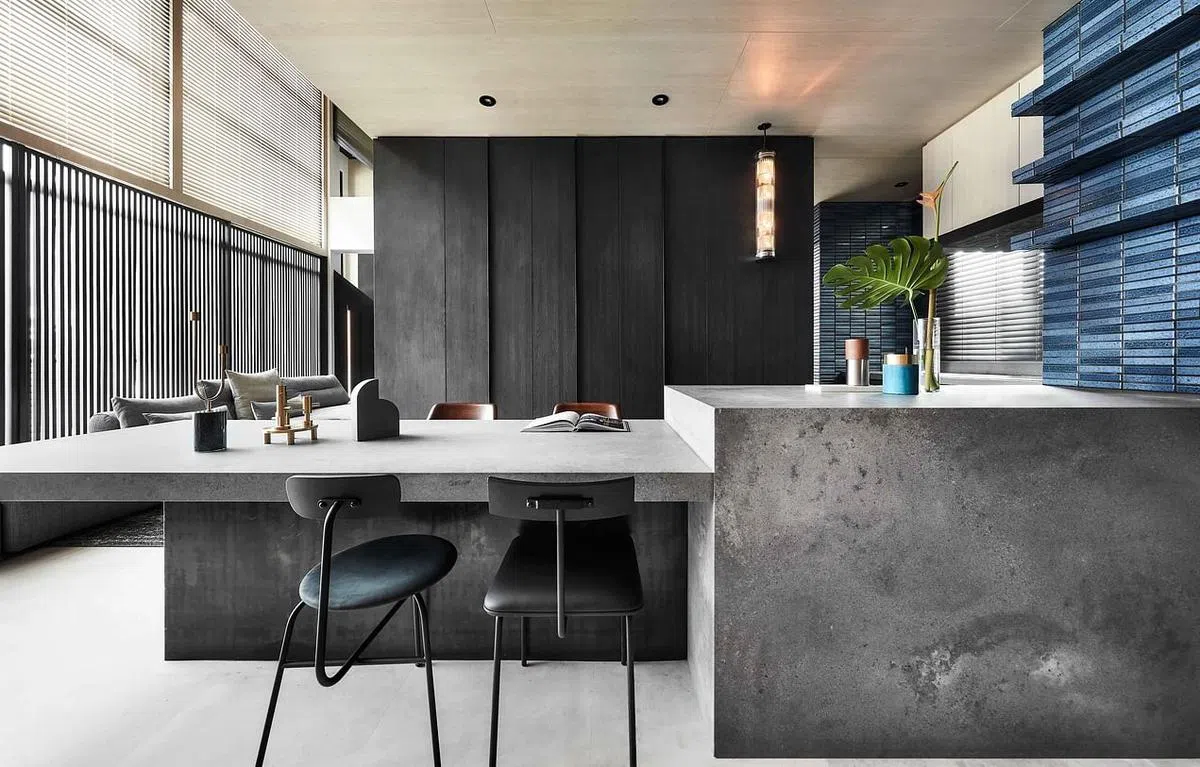 饭厅与客厅相连成Ｌ字形。（Upstairs_提供照片）