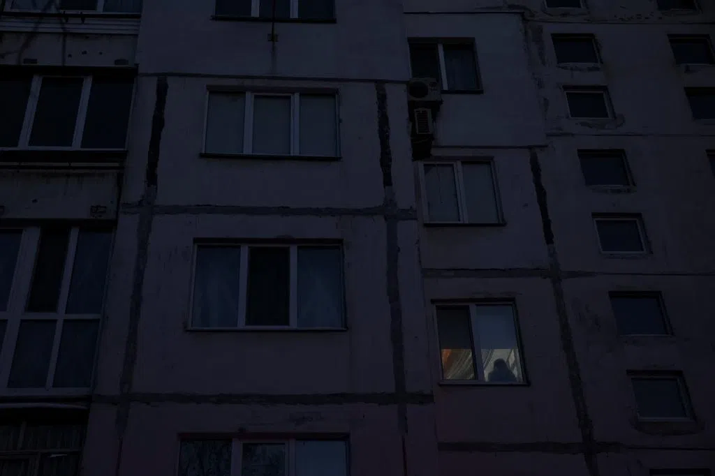 乌俄互袭能源设施 两地逾60万民众陷入停电