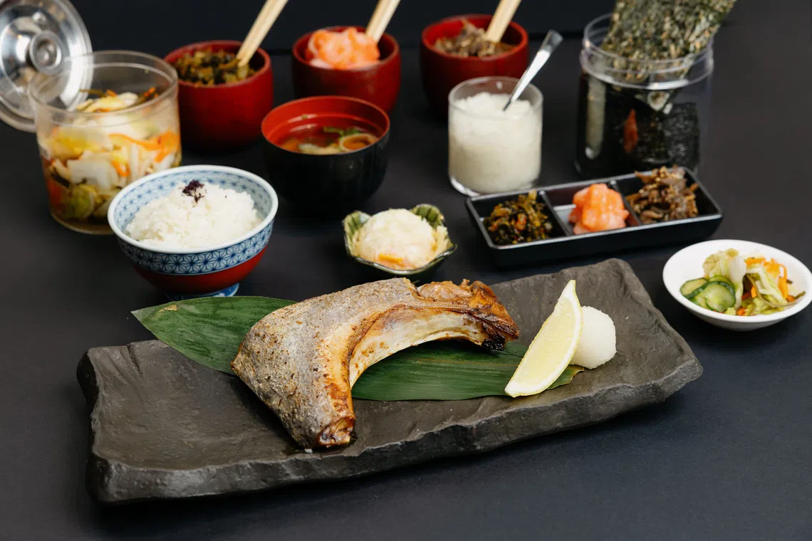 烤鲔鱼颚骨肉的肉质细嫩多汁。（餐馆提供）