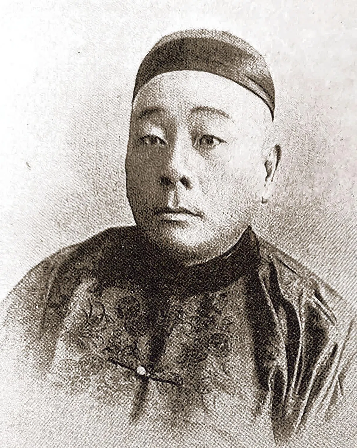 陈恭锡热心教育。（翻拍自《新加坡华人百年史》）