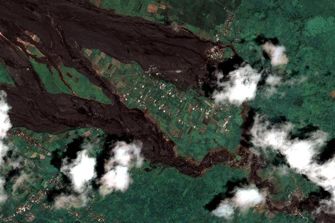 新科工程目前与政府，共同拥有三颗地球观测卫星。图为新科工程地球观测卫星2022年12月拍摄到的图像，显示印度尼西亚塞梅鲁火山（Mount Semeru）喷发后，附近村庄遭受大范围破坏。（新科工程提供）