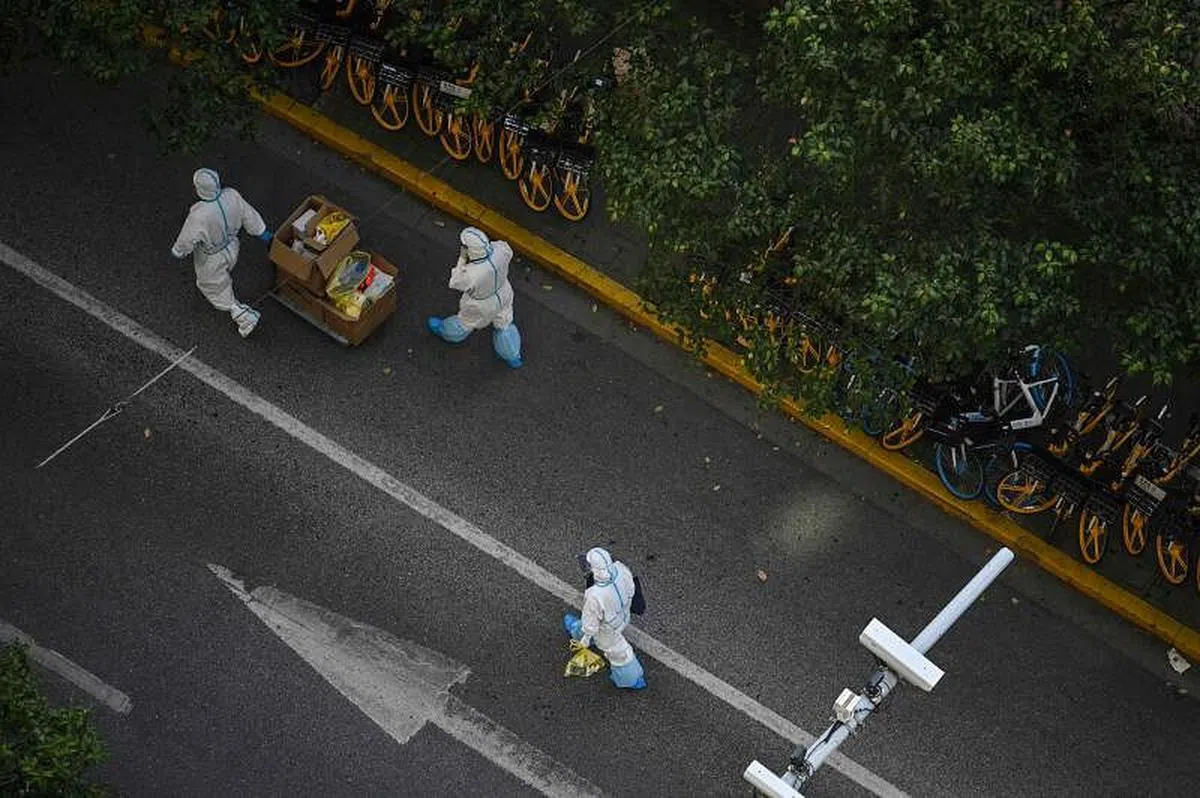  截至目前，上海官方数据显示，尚未有冠病确诊者在本轮疫情中死亡，但“次生灾害”却频频发生，成为抗疫的一大隐忧。（法新社）