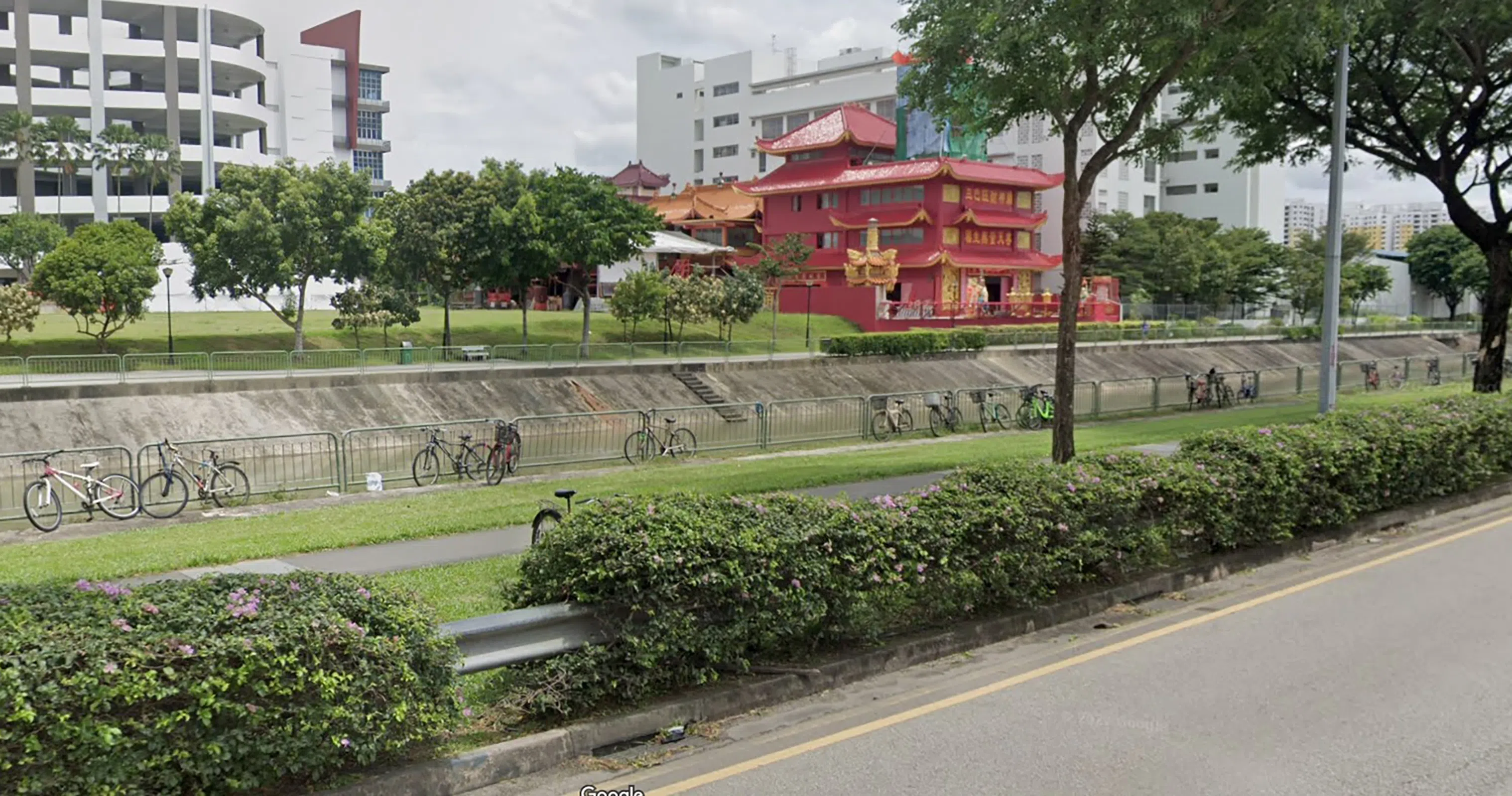 案件发生于2022年7月4日早上约11时45分，地点在靠近三巴旺财神庙的公园连道。（取自谷歌地图）