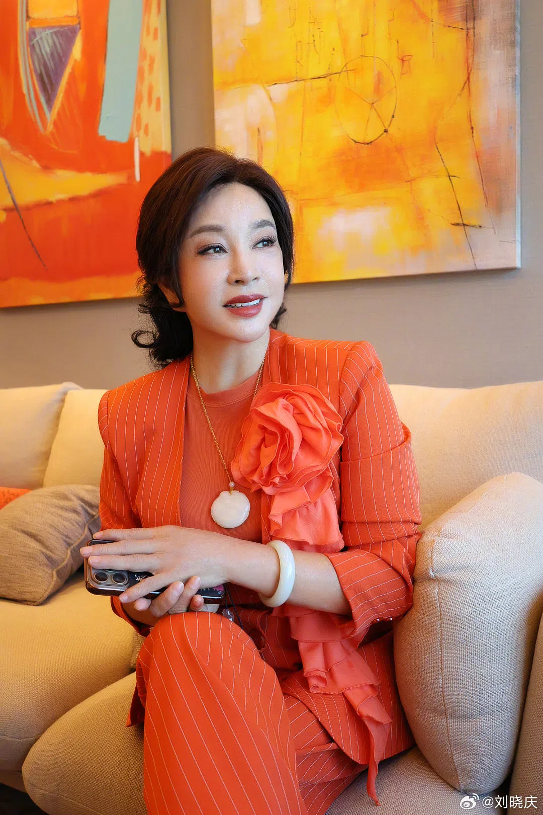 刘晓庆是中国旅行真人秀《一路繁花2》的“姐姐团”成员之一。（取自刘晓庆微博）