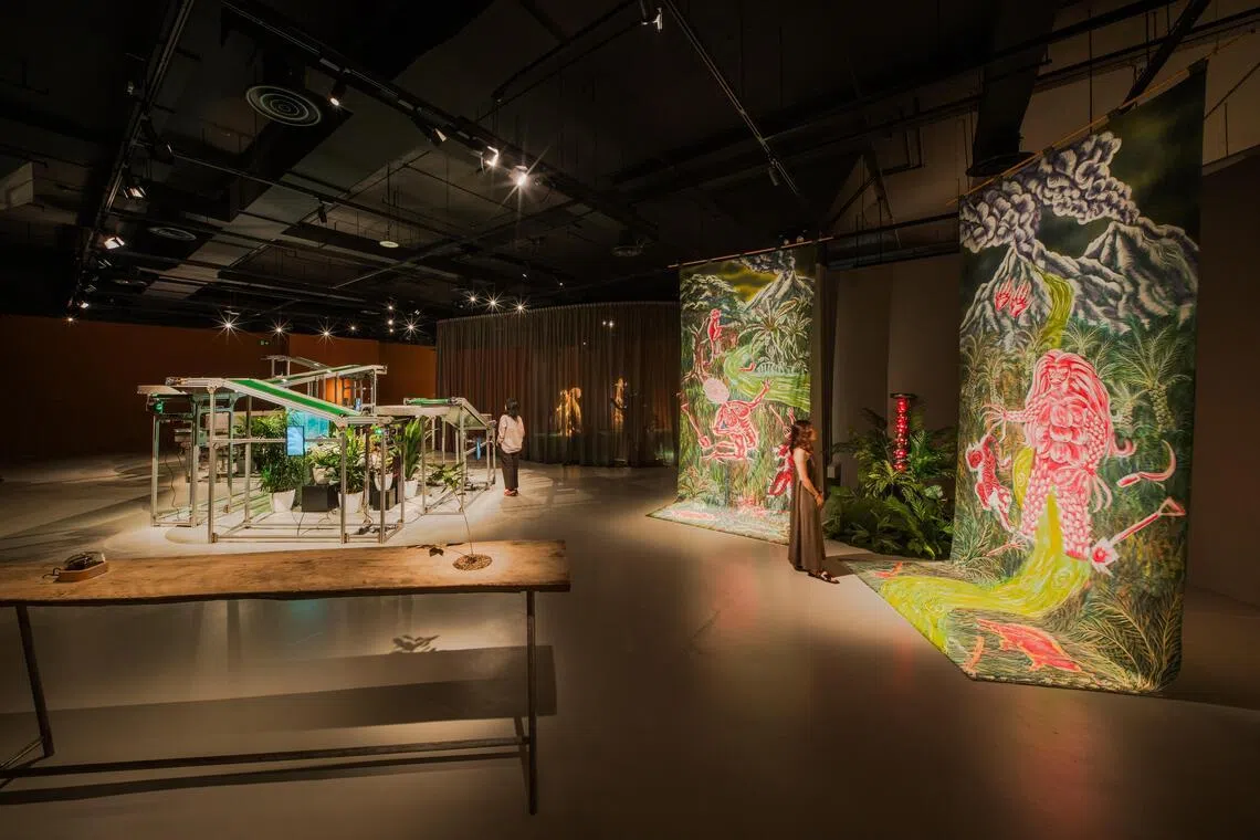 新加坡美术馆30而立新展聚焦棕榈油镍矿如何影响日常生活| 联合早报