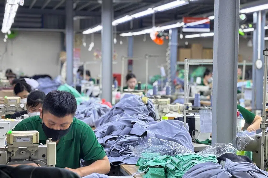 越南工厂砸重金 “竞标”抢人填补劳动力空缺