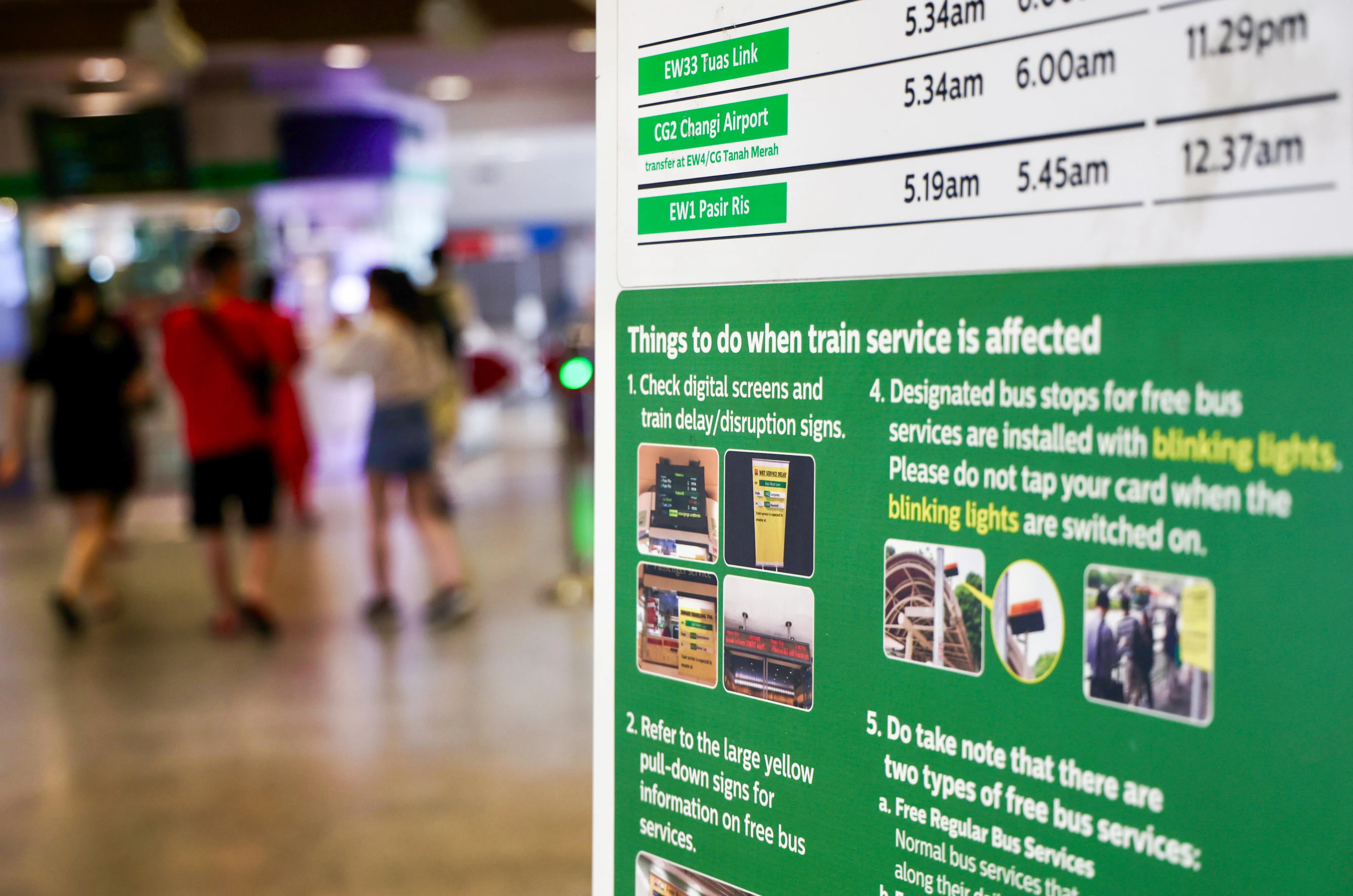 到时淡滨尼、四美和丹那美拉站和巴士站的客流量预计会很高，当局建议受影响乘客转搭滨海市区线或其他地铁线出行。（陈斌勤摄）