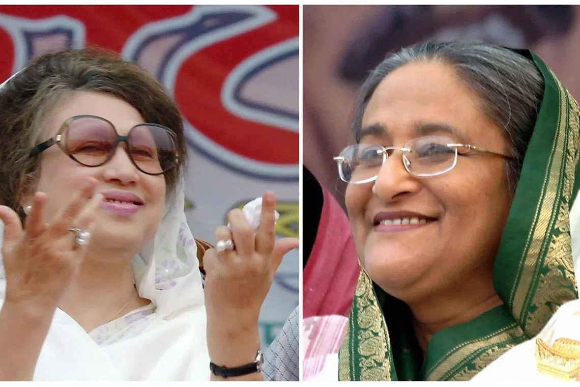 孟加拉主要反对党民族主义党主席齐亚（左）与原总理哈西娜曾经于1990年联手领导民众起义。（法新社）