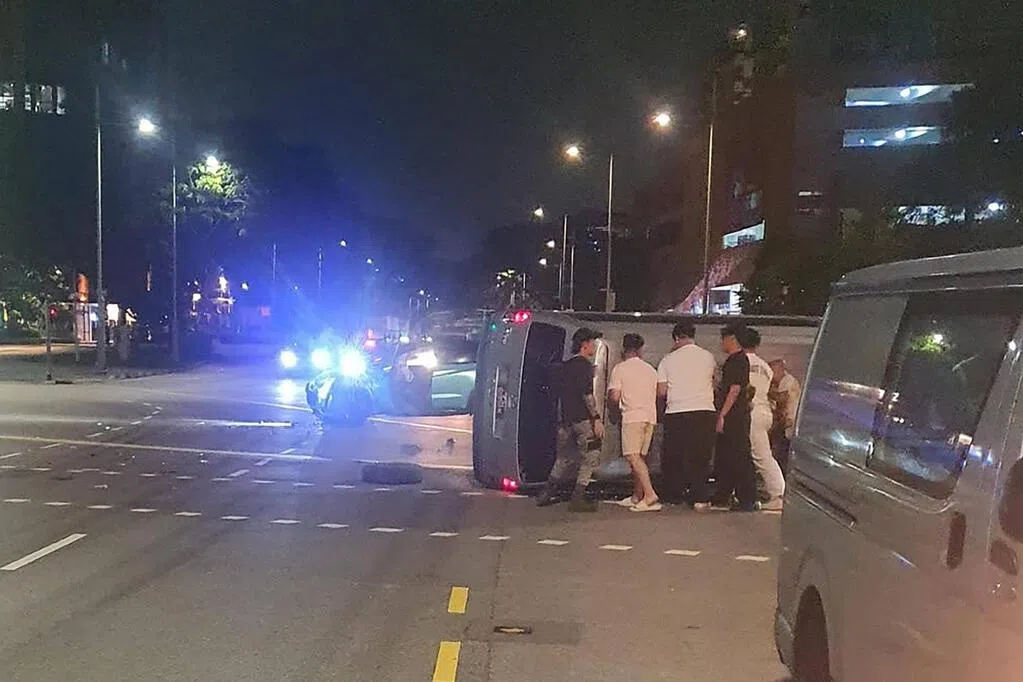涉酒驾及无照驾驶 汽车男驾驶被捕