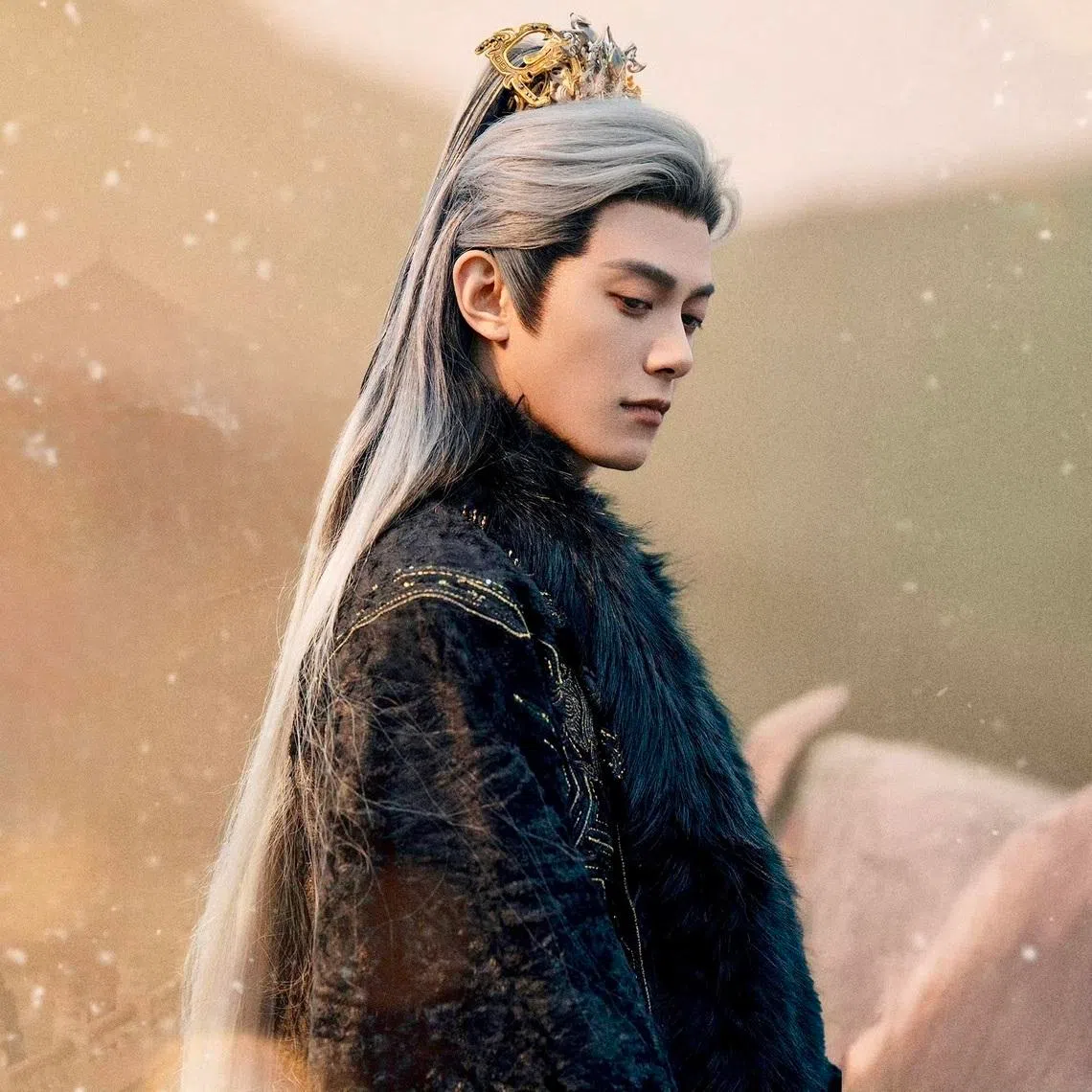 邓凯在剧中饰演关键皇室成员兼主要反派齐旻。（取自剧集微博）