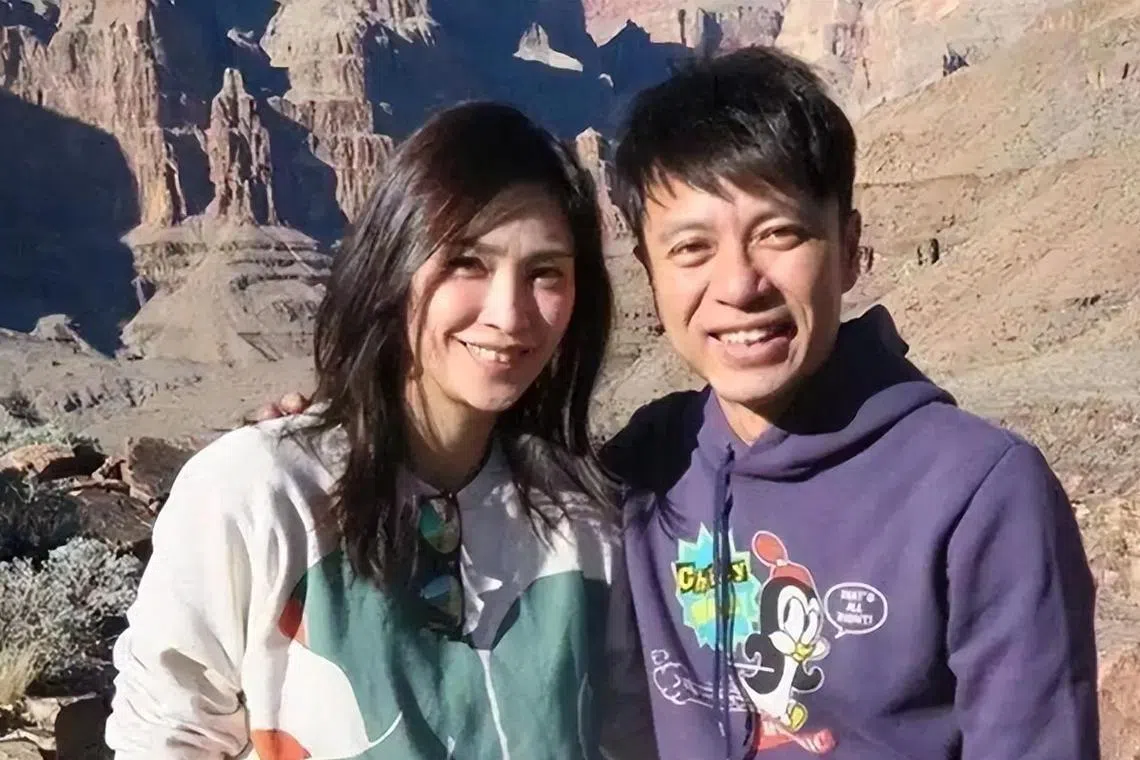 卢淑仪（左）曾当选香港小姐冠军，之后与李克勤相恋，婚后在家相夫教子。（互联网）