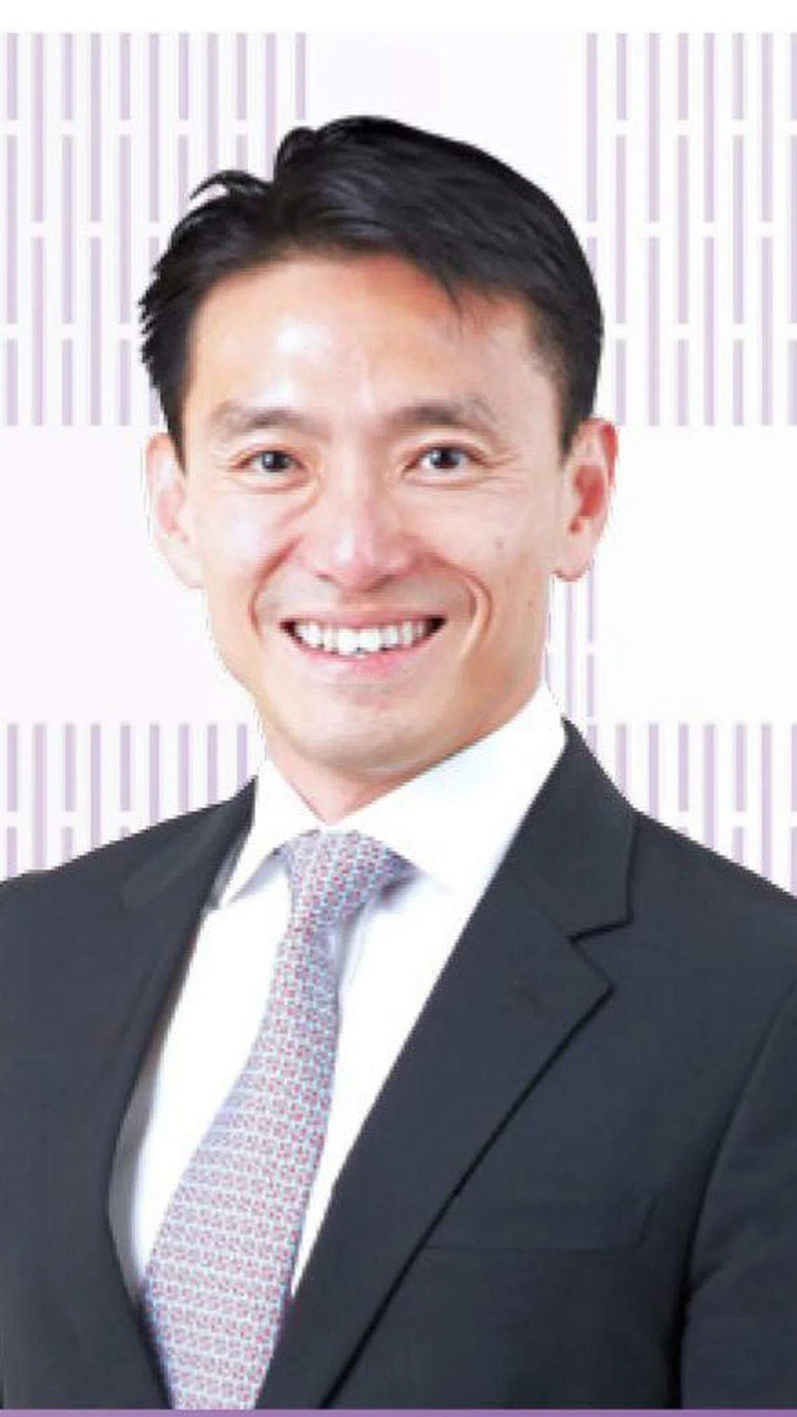 康盛人生现任代主席兼非独立非执行董事何俊豪医生目前也保释在外。（取自公司年报）