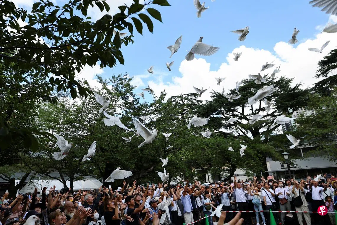 高市未在终战日致辞提反思二战 阁僚参拜遭中韩抗议