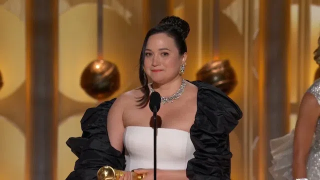 Lily Gladstone是第一位成为金球奖视后的美洲原住民。（互联网）