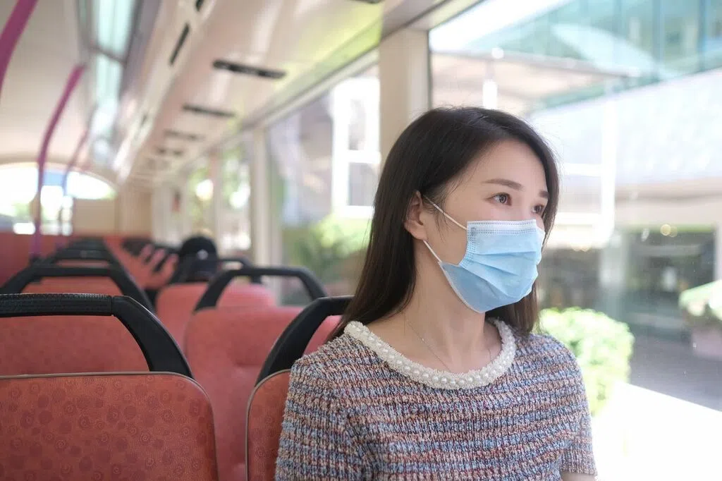 冠病威胁仍不可轻忽：医界呼吁持续做好防护