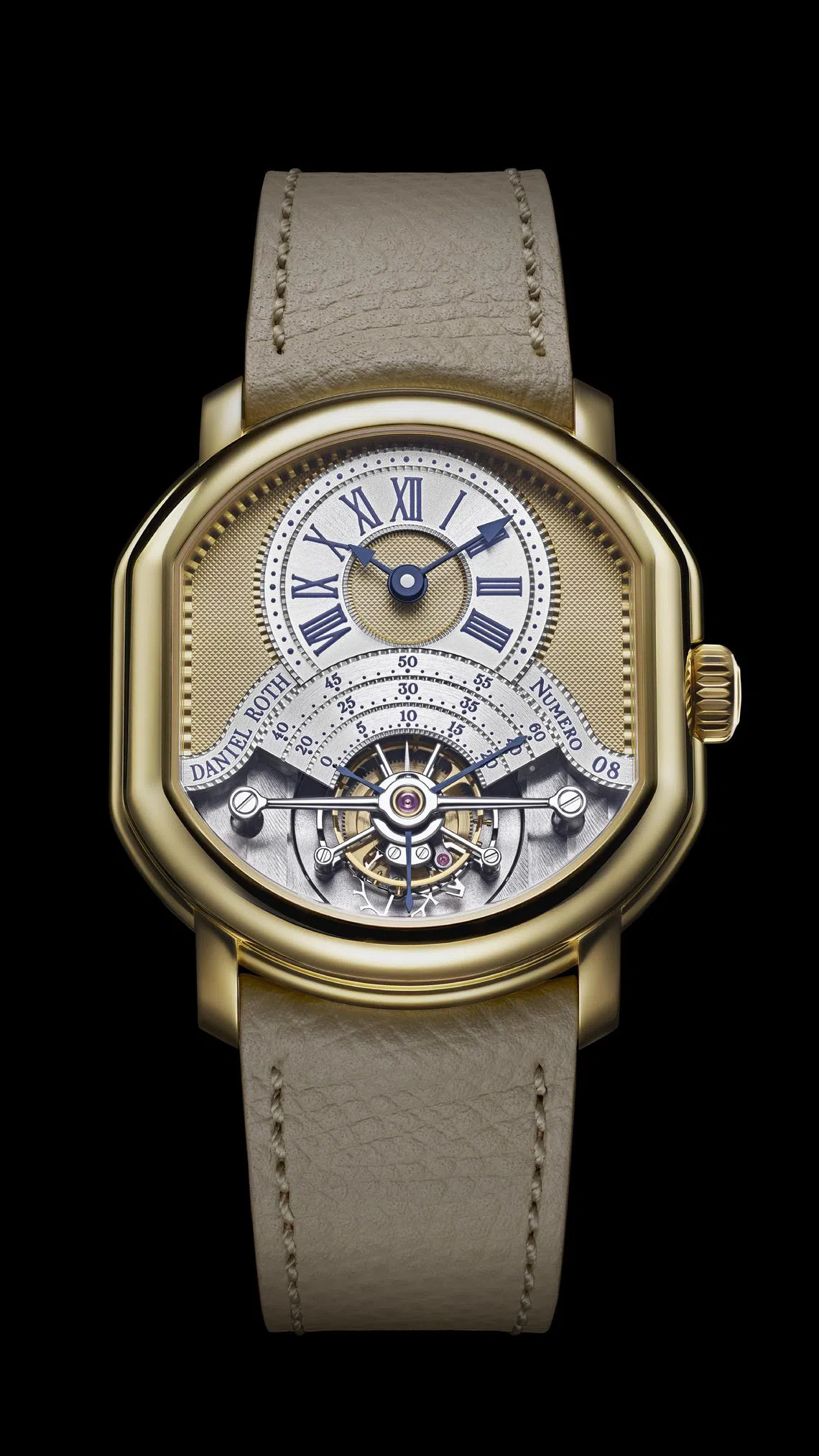 丹尼尔罗斯Tourbillon Souscription，配有陀飞轮的异形机芯，非常罕见。（GPHG提供）