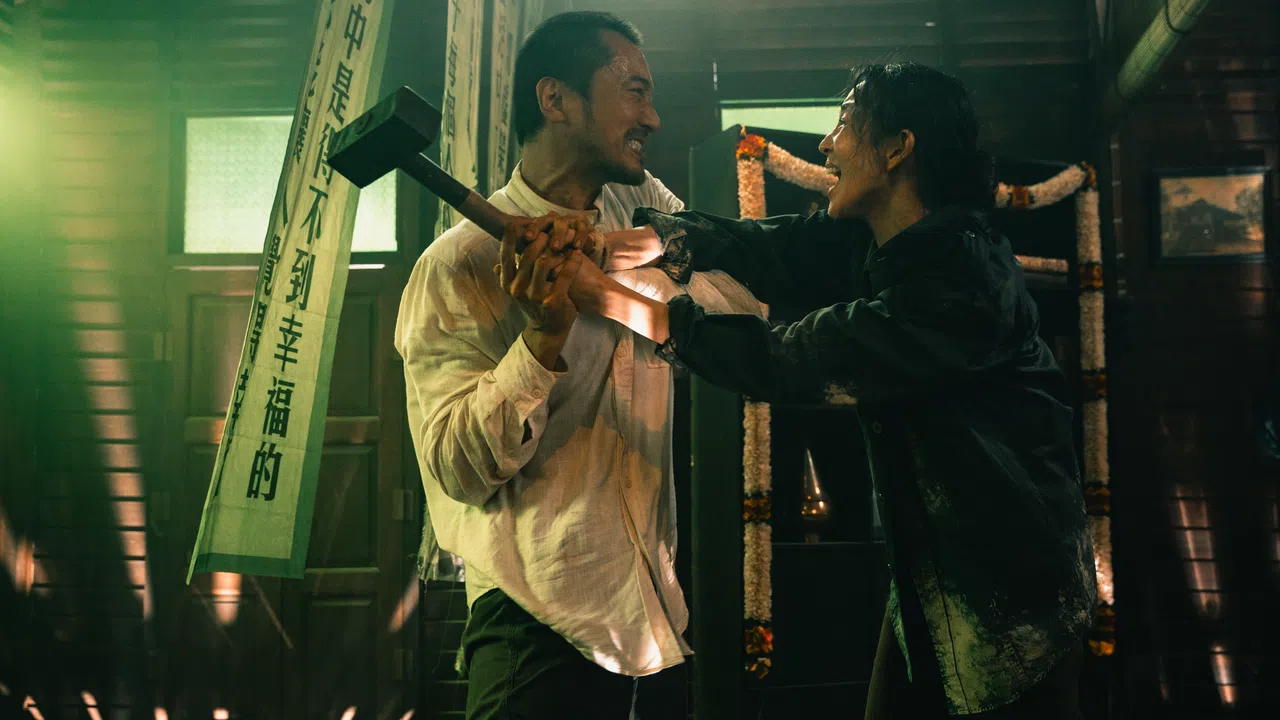 王传君（左）和张钧甯在片中有争执戏。（mm2提供）