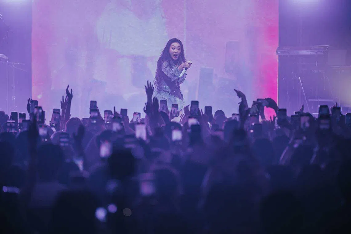 李泳知说话时表情丰富，“笑”果十足。（Live Nation提供）