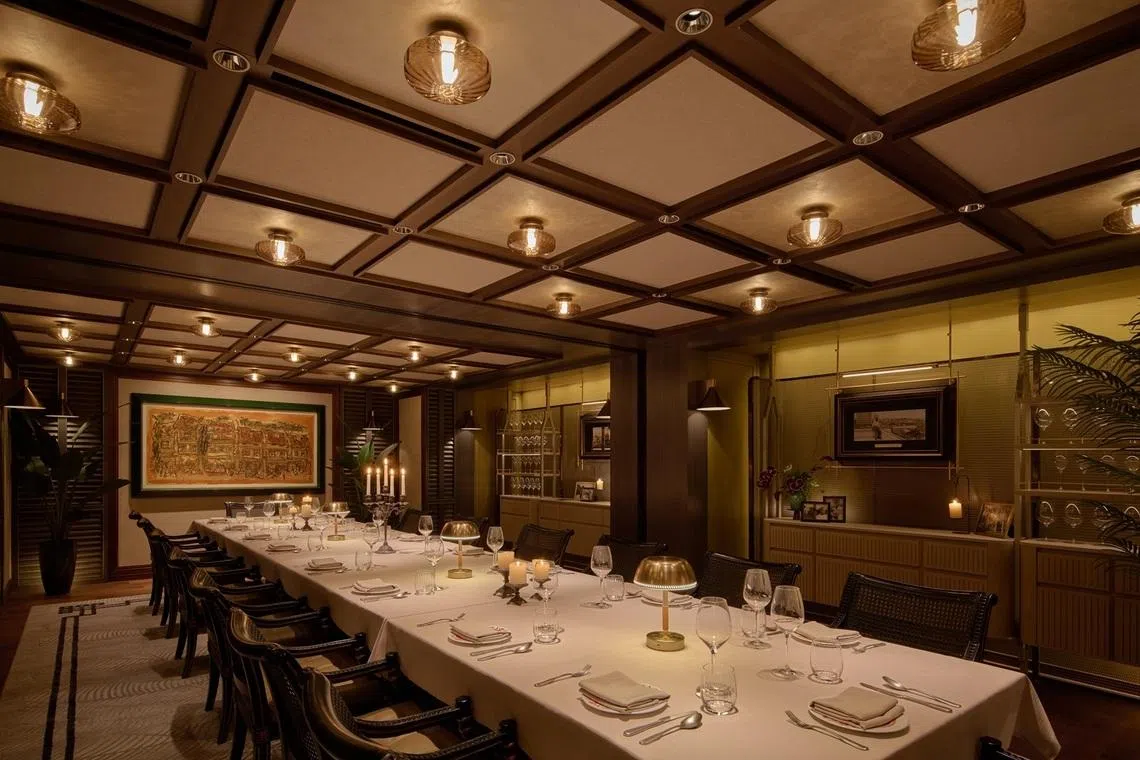 Gilmore & Damian D’Silva餐馆的私人餐区，让人感受旧时光的氛围。（餐馆提供）