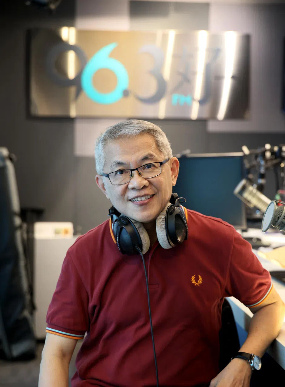 李士嘉说做老歌单元，光是查找歌曲相关背景资料就面对挑战。（龙国雄摄）