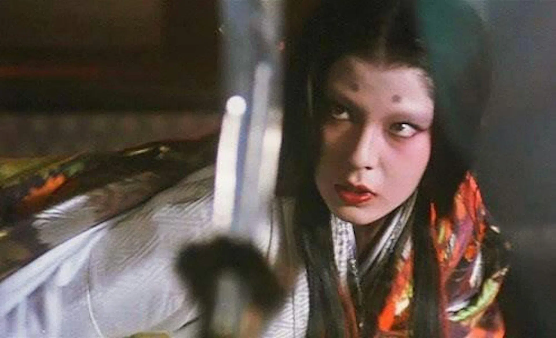 佳那晃子的电影造型别具特色。（互联网）