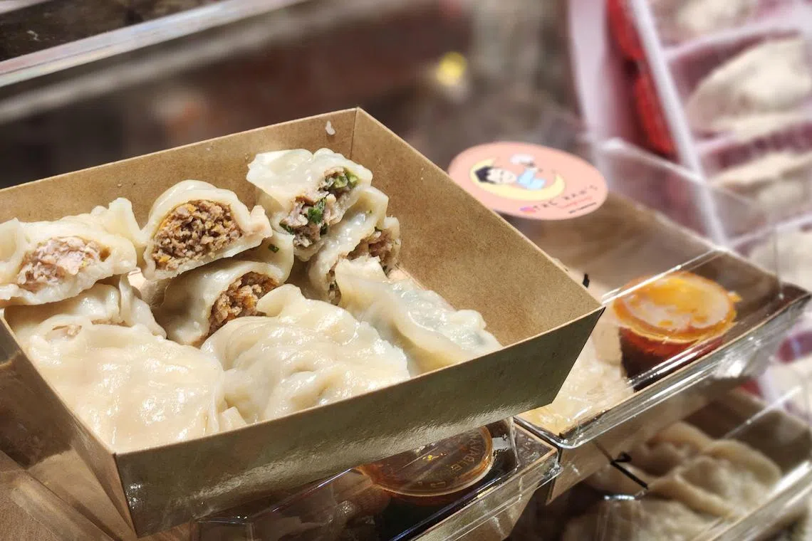 The Han’s Dumplings有三种馅料：鸡肉、牛肉和虾肉。（陈爱薇摄）