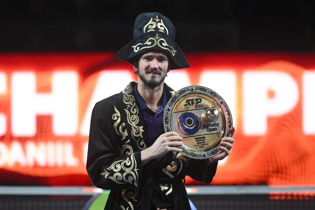 阿拉木图网球公开赛 梅德韦杰夫封王破两年冠军荒