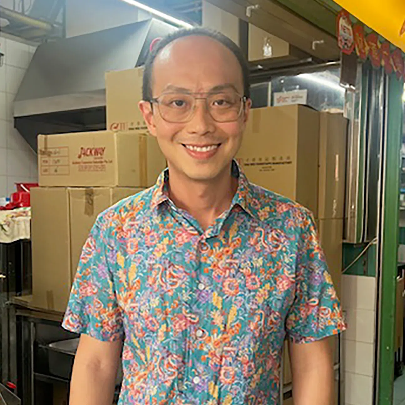 才伟鱿鱼第三代经营者陈铭涵。（吴晓君摄）