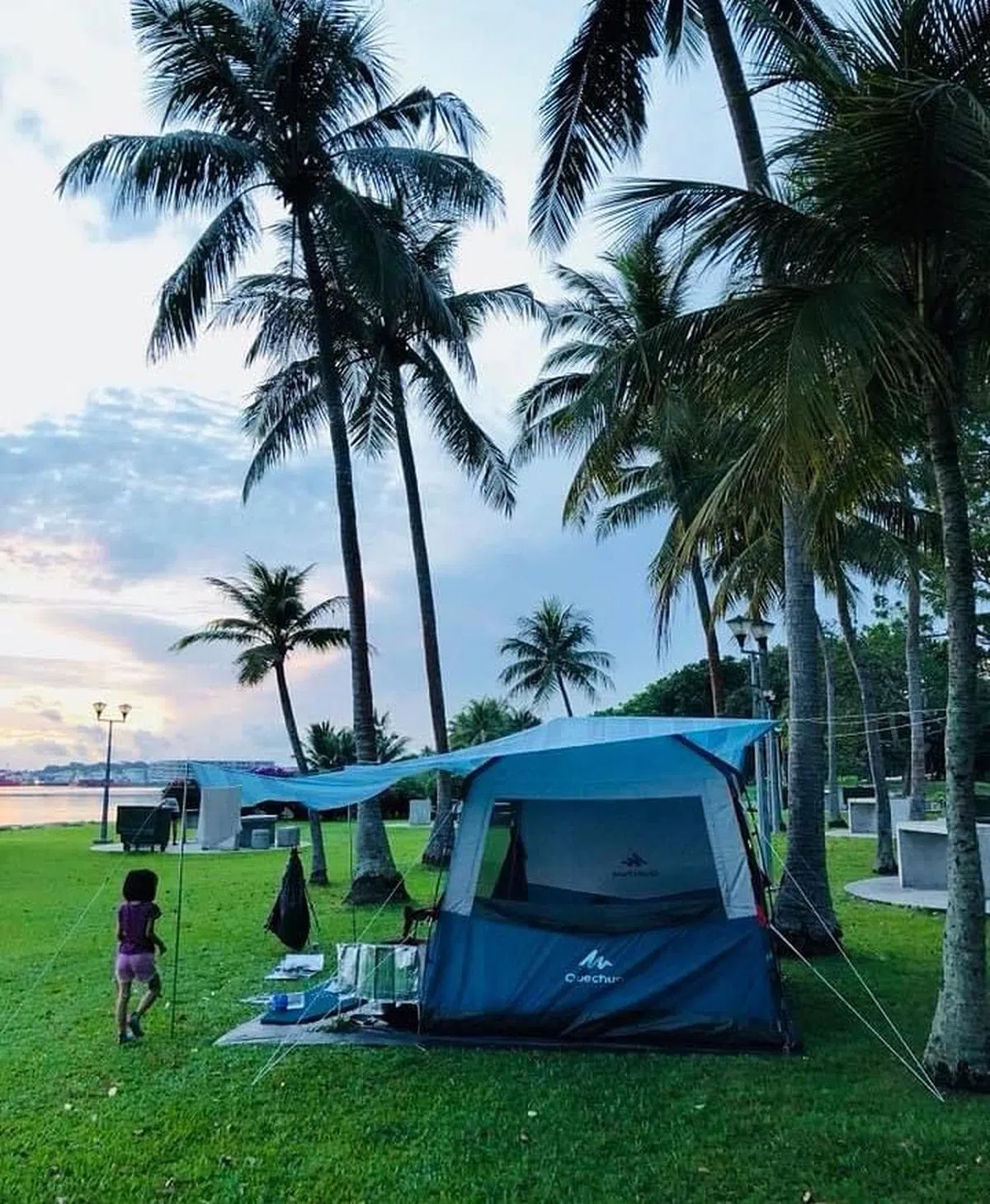 露营新手可先购买必需品，有了经验后再慢慢根据需求添购其他用品。（图/郑加威提供）