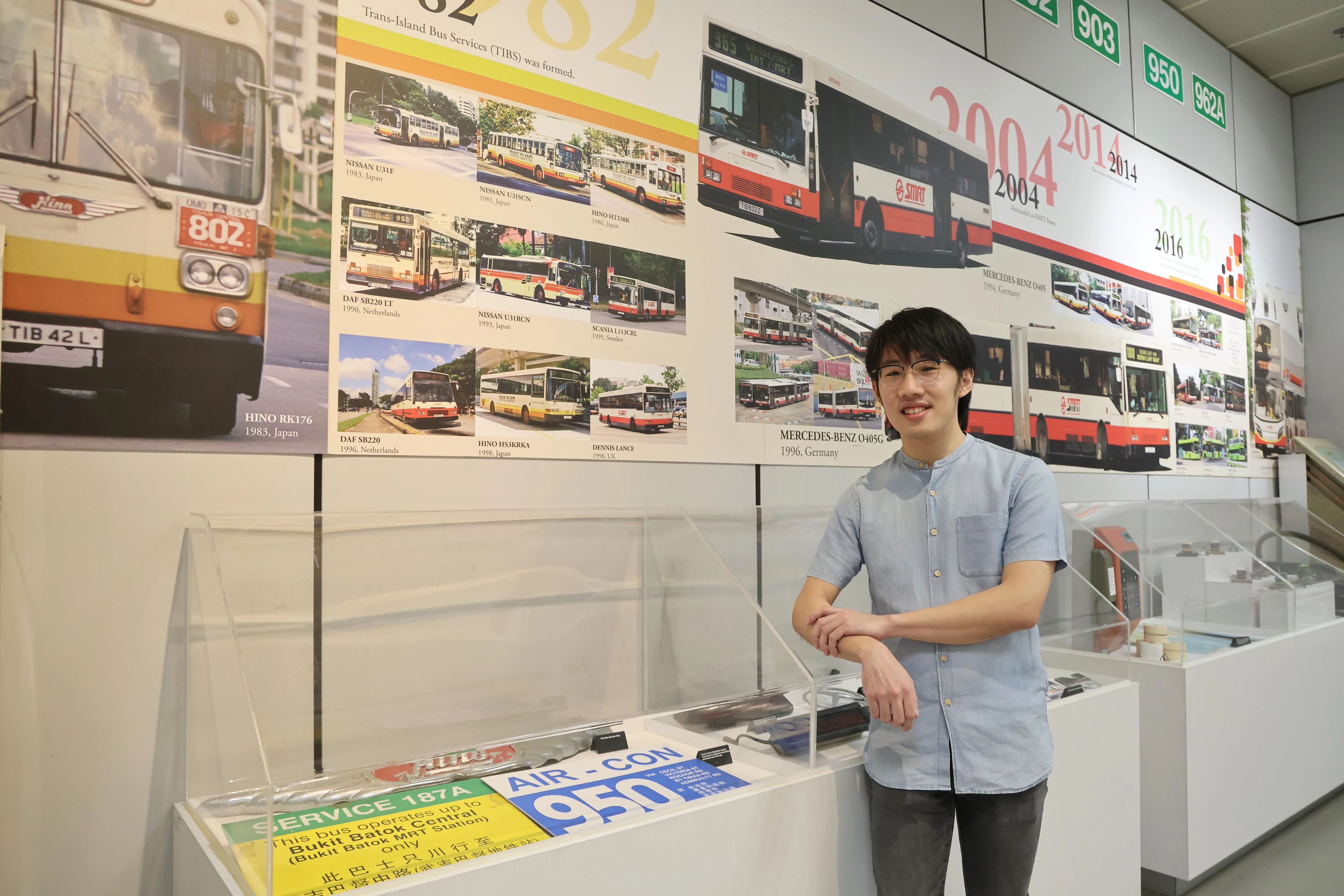 傅凯汶早前参与编制兀兰综合交通中心的巴士文化遗产展区，让公众认识本地公共巴士领域的历史。（唐家鸿摄）