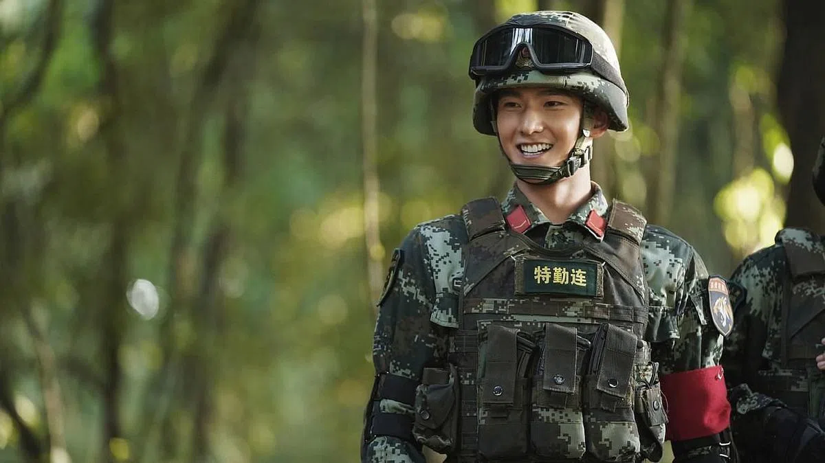 杨洋主演的《特战荣耀》是唯一登收视率、网络正片有效播放排行榜单的剧集。