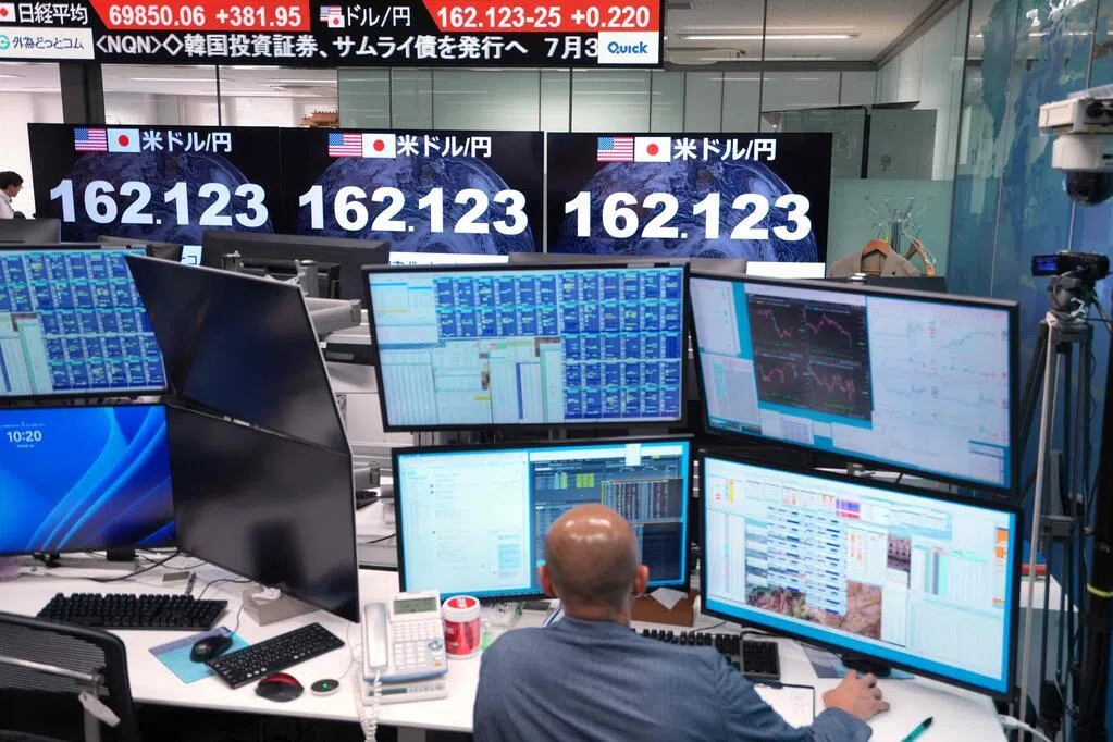 日元兑美元跌破162.80 创近40年新低