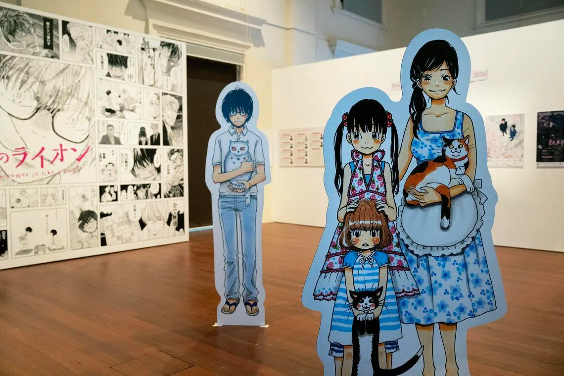 亚洲文明博物馆新增以日本将棋漫画《3月的狮子》为主题的展览。漫画内容讲述17岁孤独的职业将棋棋士桐山零在与川本家的三姐妹相遇后，在温暖的家庭氛围中治愈创伤，重新在将棋棋盘上找到奋斗意义与人生温暖的故事。（亚洲文明博物馆提供）