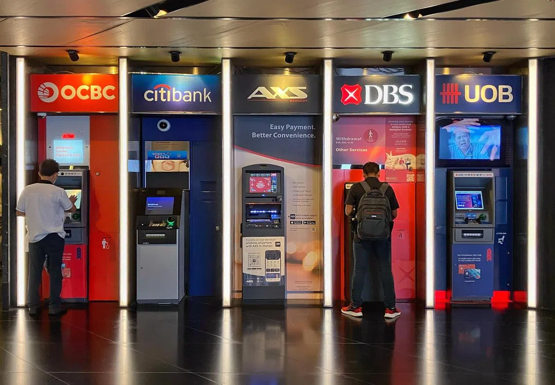 收费收入强劲增长三大银行次季表现稳健盈利展望看好| 联合早报