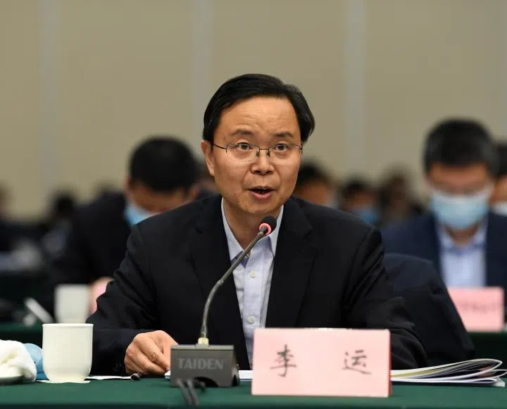 53岁的李运出任广东省深圳市副市长，代理市长职务。（互联网）