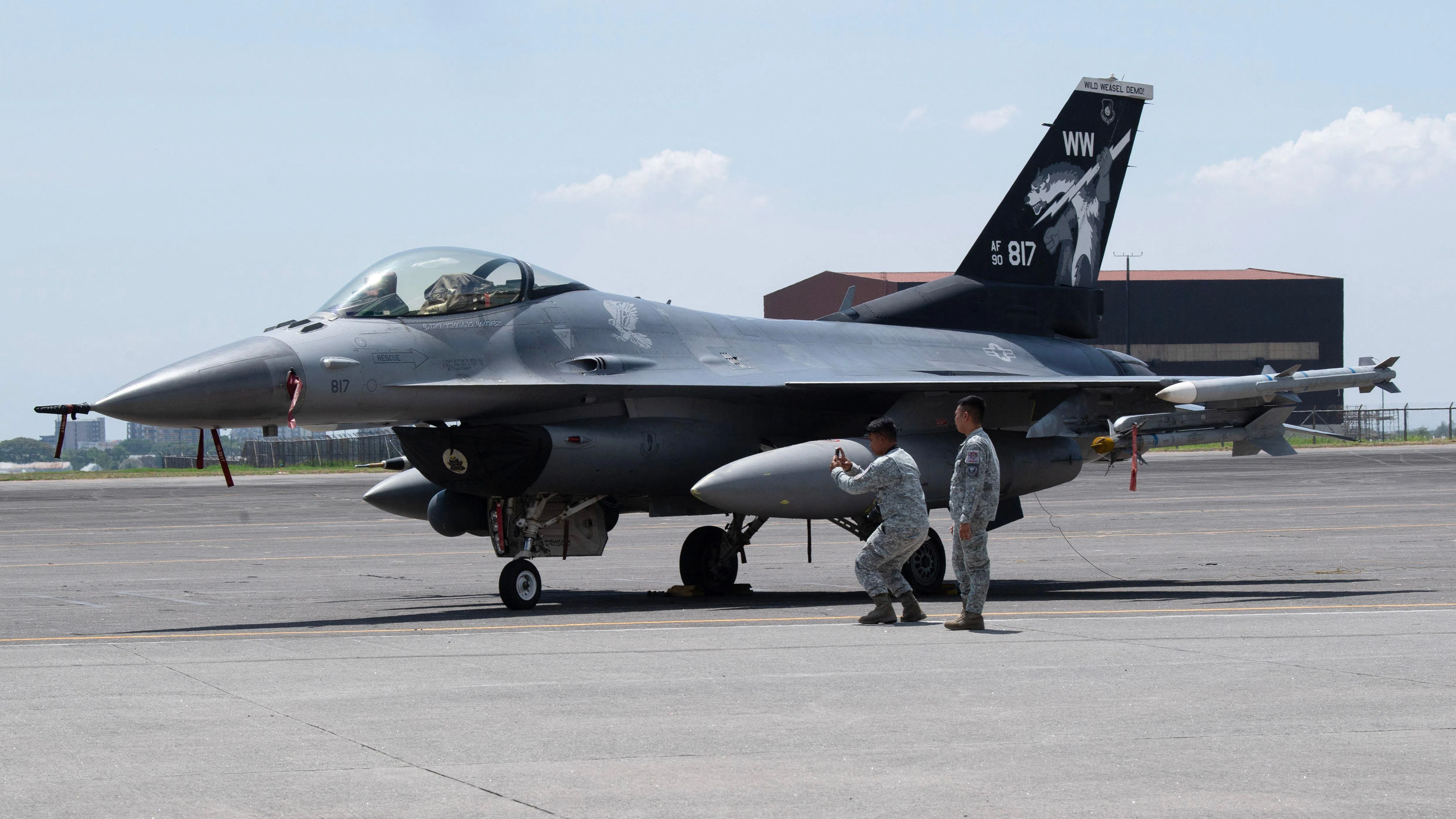 美军的F-16战机4月7日在菲律宾克参加菲美双边演习。（法新社）