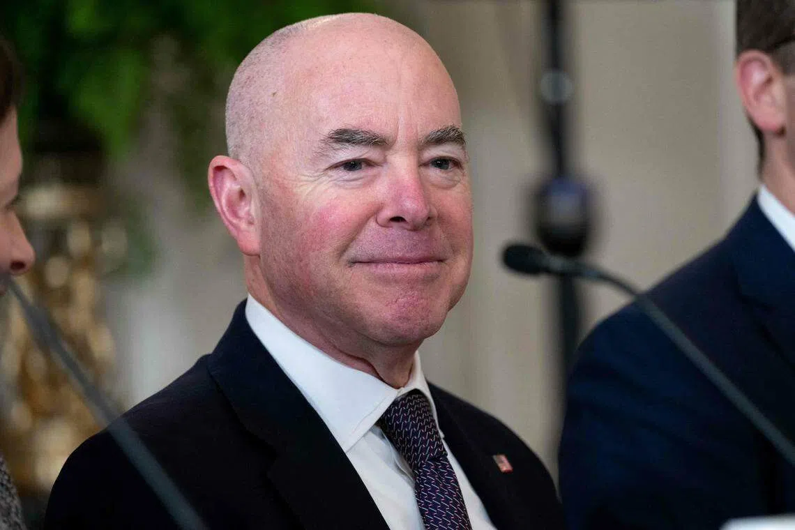 共和党人指控马约卡斯，在移民问题上“有意地、系统地拒绝遵守法律”，导致美国南部边境移民管控失败。（法新社）